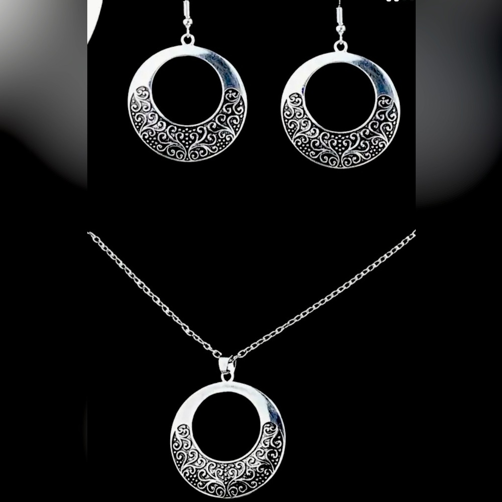 Silver round set